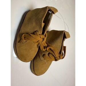 Gap baby shoes